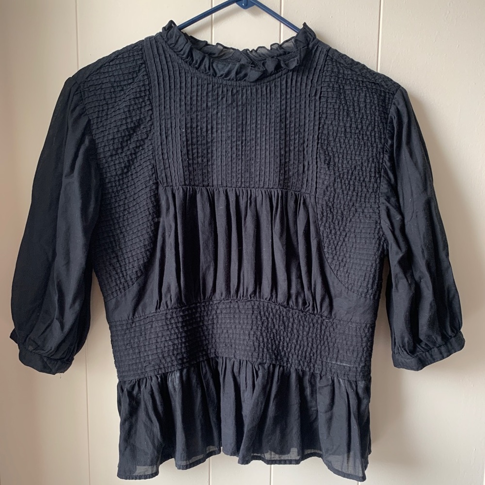 Something Navy 1/4 sleeve ruffled top black